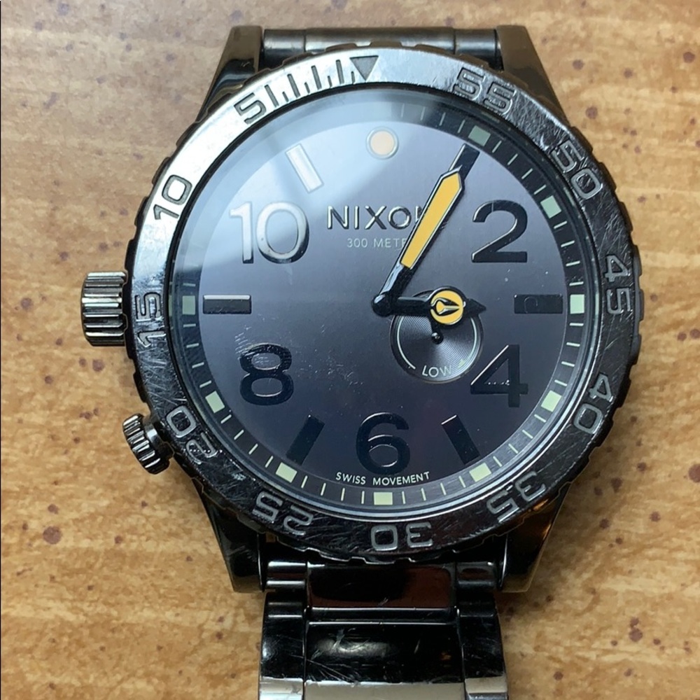 Swiss movement men’s oversized Nixon watch